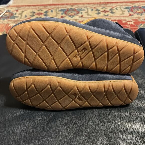 L.L. BEAN Sheepskin Shearling Wicked Good Slippers, Boot Moc - Picture 4 of 11